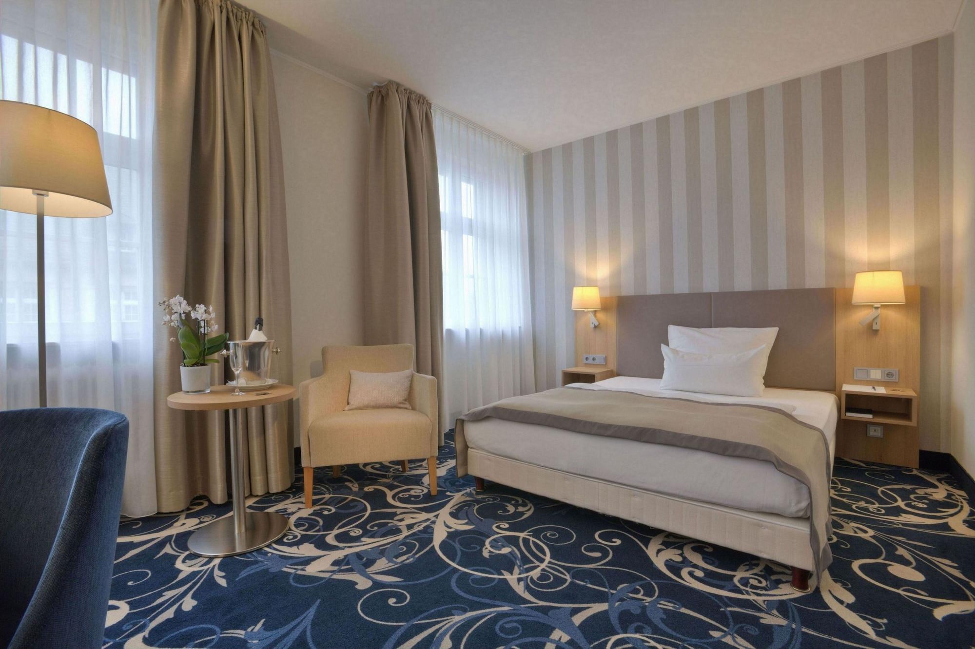 Schlosshotel Karlsruhe Eksteriør bilde