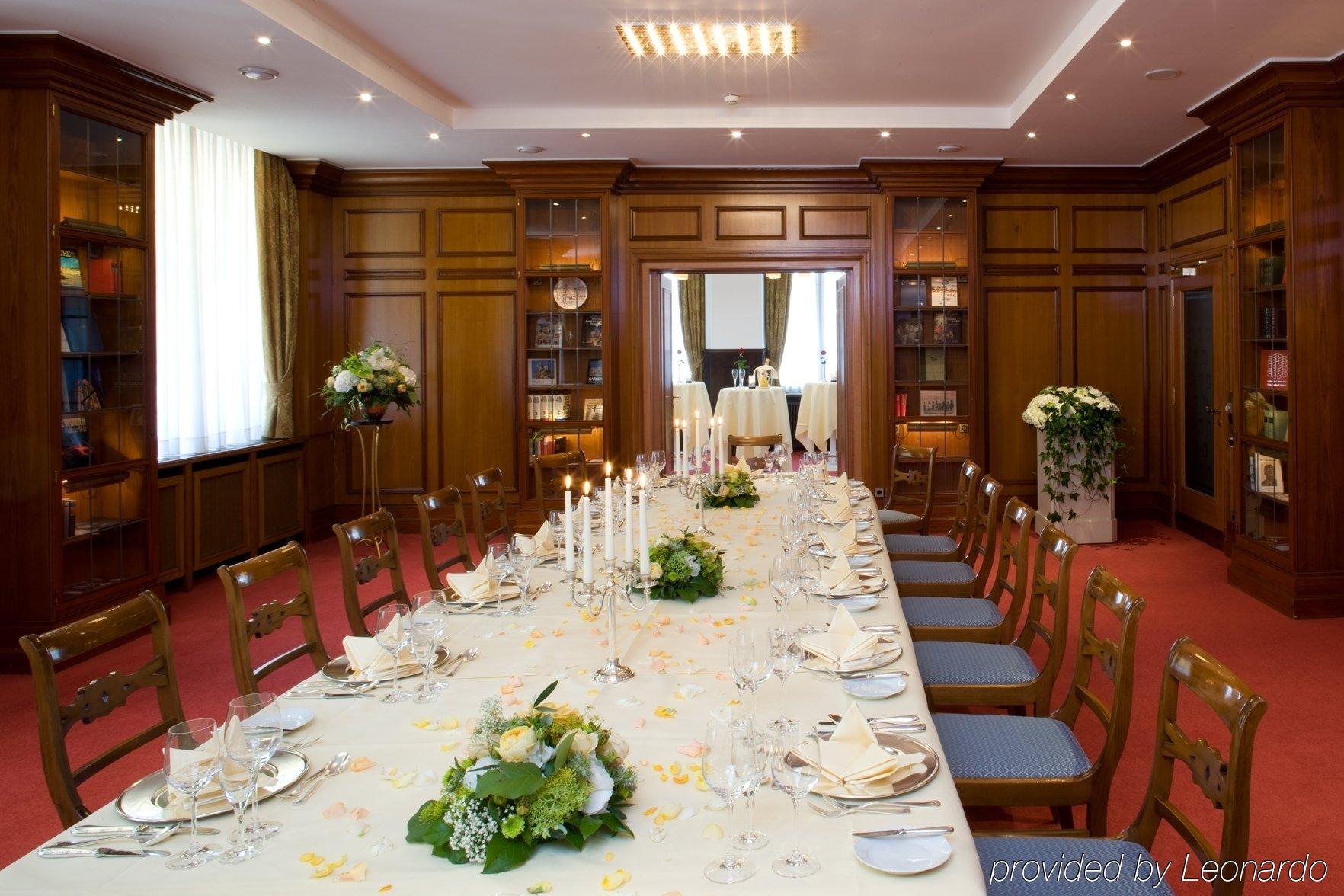 Schlosshotel Karlsruhe Restaurant bilde