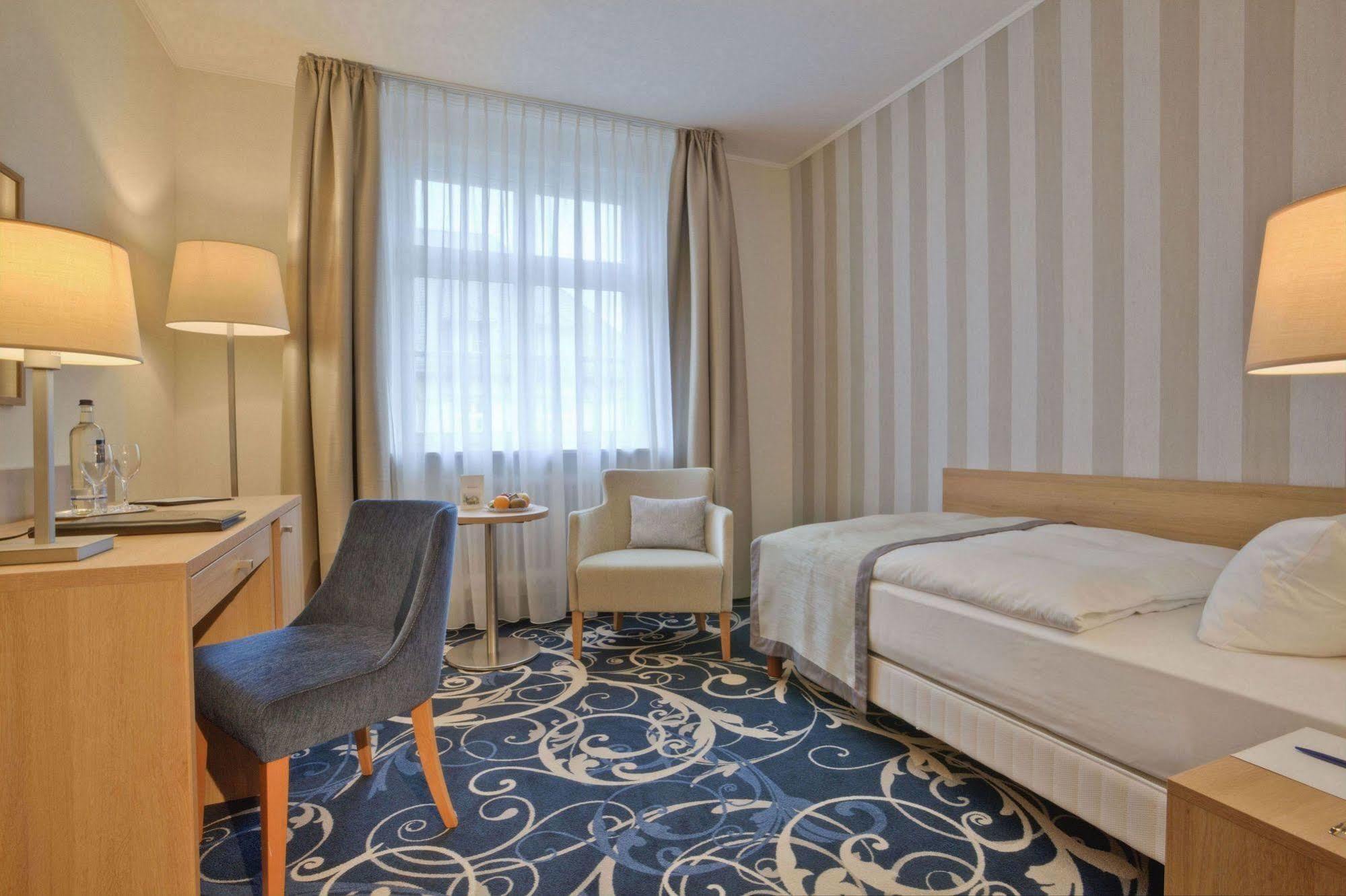 Schlosshotel Karlsruhe Eksteriør bilde